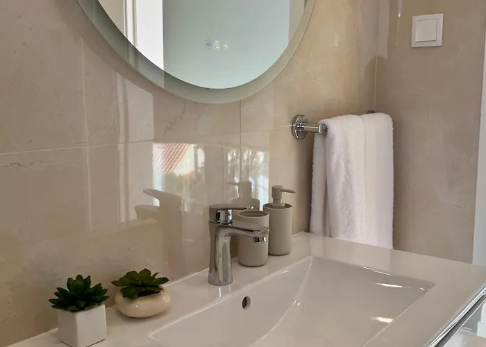 Nest Calheta (Madeira)